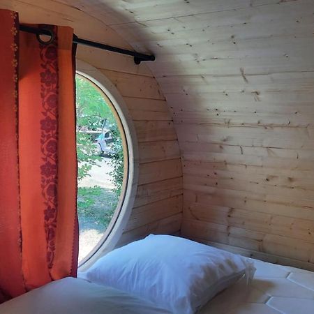 Camping De Nevers Exterior foto