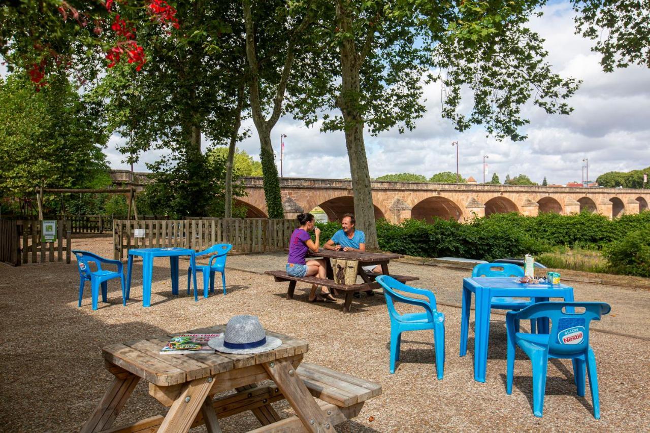 Camping De Nevers Exterior foto