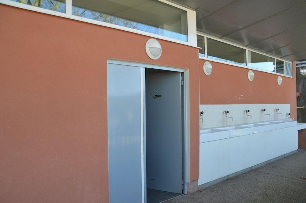 Camping De Nevers Exterior foto